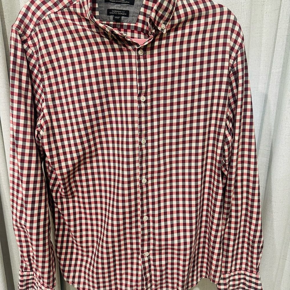 Banana Republic Red and White Checkered Shirt